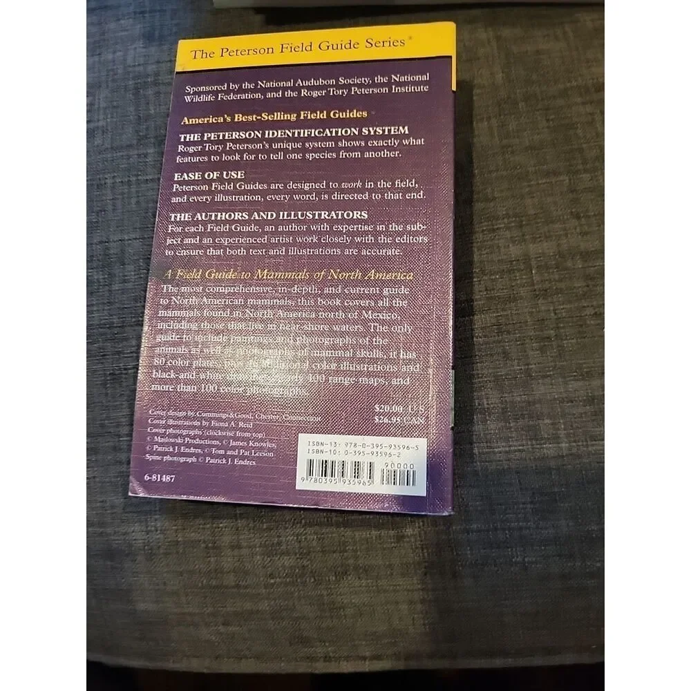 Peterson Field Guides: Peterson Field Guide to Mammals of North America : Fourth